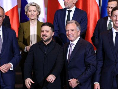 Переговоры о мире в Украине: главные вопросы, на которые нет ответа 8 0d1483a0 da5c 11f0 ba15 dfd133a1d87b.jpg Новости BBC переговоры по Украине