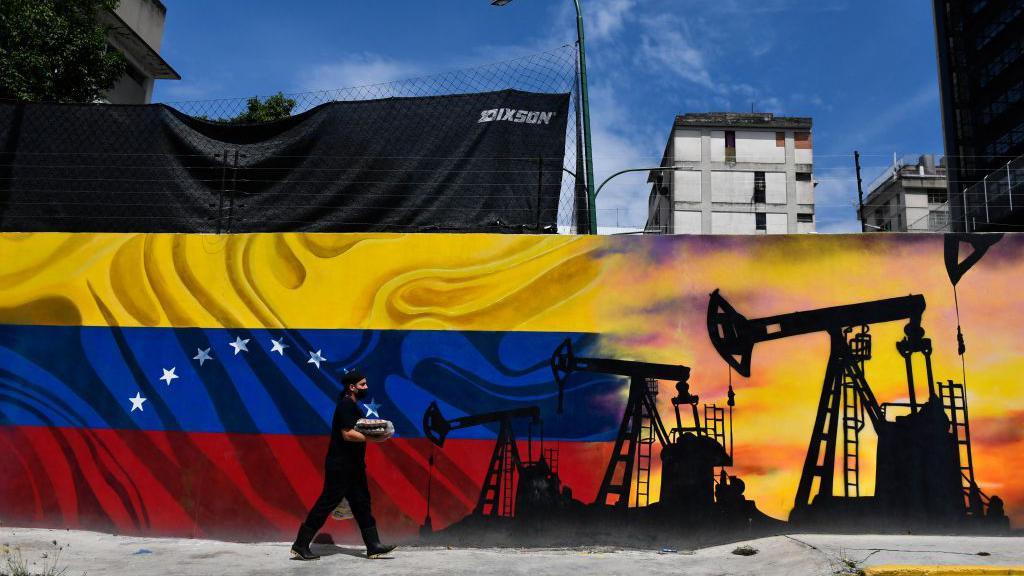 Венесуэла утверждает, что Трамп хочет завладеть ее нефтью. Так ли это на самом деле? 1 0d5c8dc0 d76a 11f0 9458 21e2709cd626.jpg BBC News Русская служба Венесуэла