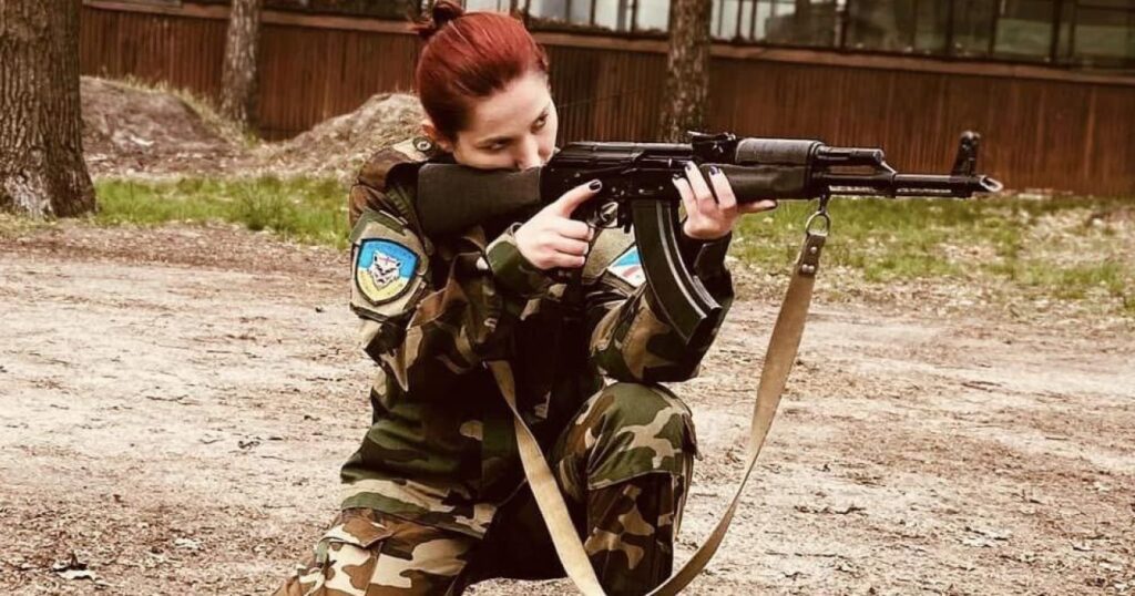 Генпрокуратура РФ: грузинская женщина-доброволец объявлена в международный розыск 1 1 1 новости Генпрокуратура РФ, ДНР, Нино Кахниашвили