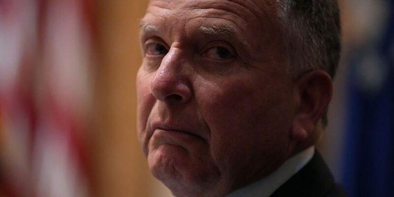 Уиткофф прилетел на встречу с Путиным. Что происходит с планом по окончанию войны? 1 14197410 cf6e 11f0 9128 0706b18c372a.jpg Новости BBC Уиткофф-Путин