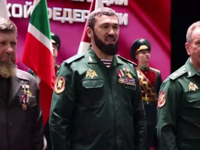 Кадыров, его сын Адам и соратники получают награды от Национальной гвардии России 2 2025 12 09 13 41 22 2370x1580 1 новости OC Media, Адам Кадыров, медаль «За военные заслуги», Рамзан Кадыров