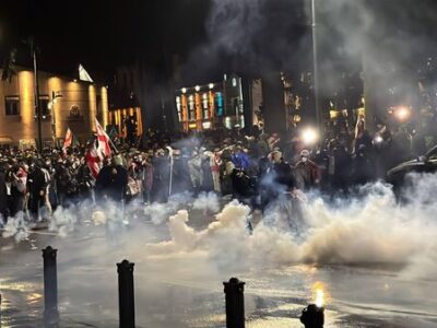 295236102 0 0 2560 1440 600x0 80 0 1 4389ddd0794aa2560809569569bdab70 Новости BBC акция протеста в тбилиси, антиправительственные акции протеста, камит, полиция Грузии