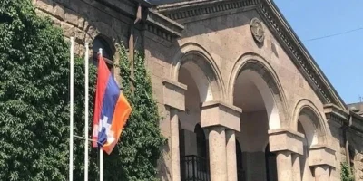 Армянские власти проводят рейд в офисах представительства Нагорного Карабаха после переговоров о возвращении беженцев 6 3 новости OC Media, Нагорный Карабах, Никол Пашинян, Самвел Шахраманян