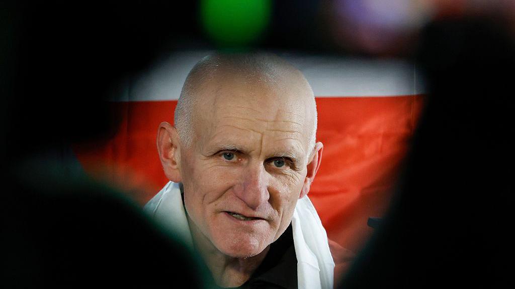 Политзаключенные в обмен на санкции. Какую выгоду дипломатия приносит Трампу и Лукашенко? 1 308df6a0 dbe1 11f0 b369 edaeca80deb1.jpg Новости BBC политзаключенные