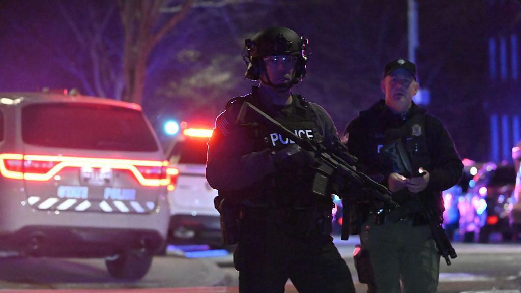 Стрельба в одном из старейших университетов США: погибли двое студентов 1 51df5ab0 d89e 11f0 9e31 8b3cd5243595 2.jpg 2 Новости BBC стрельба