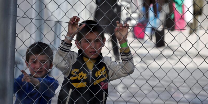 Европа прикрывает границы. Борьба с мигрантами набирает обороты перед решающим 2026 годом 1 554816c0 d762 11f0 b252 db9838d38426.jpg Новости BBC мигранты