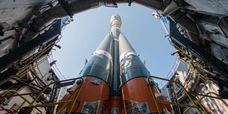 Российская ракета "Союз" отправила в космос три иранских спутника 1 60737904 403.jpg Deutsche Welle ракета "Союз"