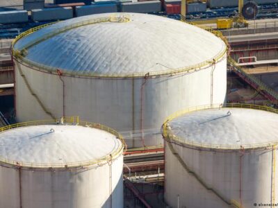 Газ в ЕС дешевеет, несмотря на низкий уровень запасов 2 64016659 403.jpg Deutsche Welle газ