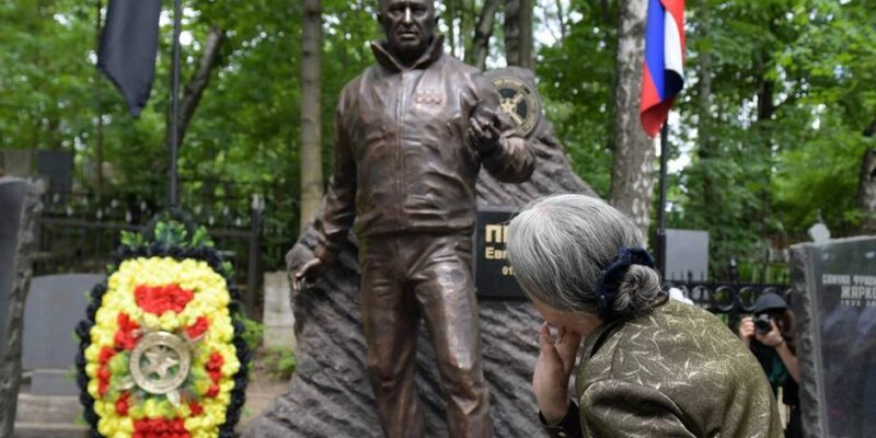 69242488 403.jpg Deutsche Welle могила Пригожина