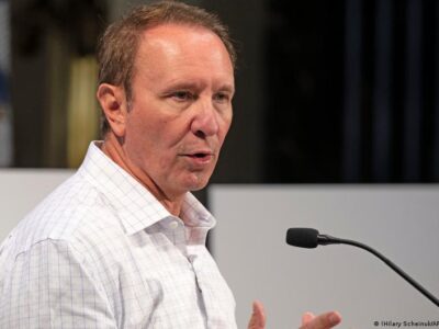 69419654 403.jpg Deutsche Welle Гренландия, Джеф Лэндри