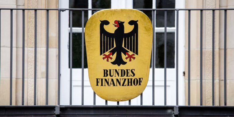 Суд в Германии запретил таможне конфисковывать танкер "теневого флота" России 1 69455590 403.jpg Deutsche Welle теневой флот