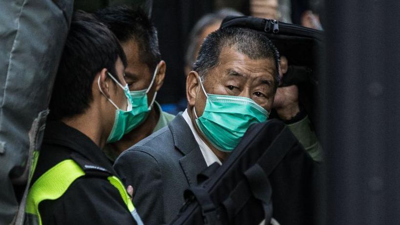 «Гниют зубы, выпадают ногти»: дочь Джимми Лая рассказала Би-би-си о состоянии диссидента в тюрьме 1 6a751390 e65d 11f0 a8f2 d9e8fba7dc3b.jpg Новости BBC тюрма