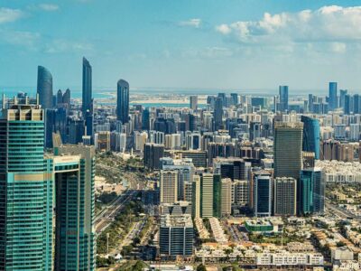 Политики России и Германии тайно встречались в Абу-Даби 5 70871182 403.jpg Deutsche Welle Абу-Даби