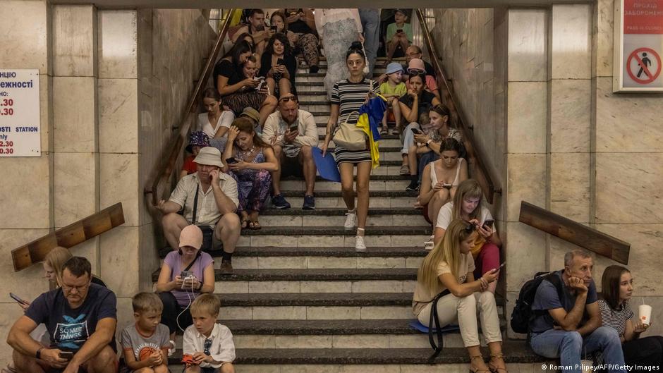 Опрос: Большинство украинцев не хочет вывода ВСУ из Донбасса 1 71663845 403.jpg Deutsche Welle Донбасс