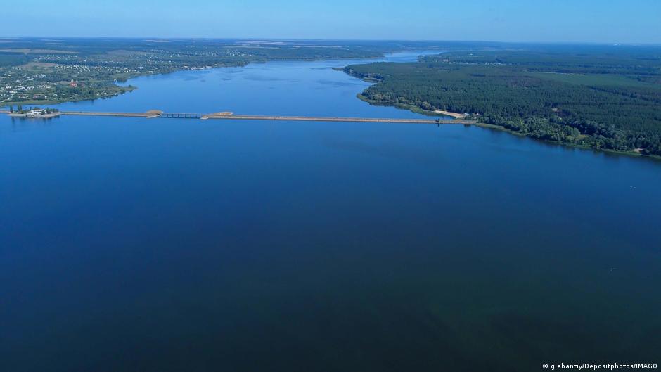 Плотина Печенежского водохранилища в Украине повреждена из-за удара РФ 1 72195176 403.jpg Deutsche Welle Печенежское водохранилище