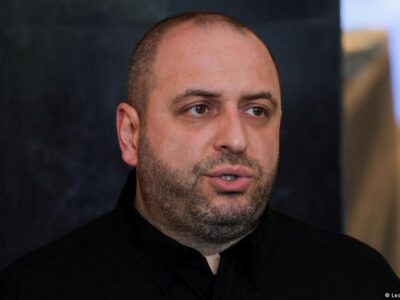 "Зеркало недели": Умеров просил главу ФБР не помогать НАБУ по "делу Миндича" 2 72755013 403.jpg Deutsche Welle Рустем Умеров