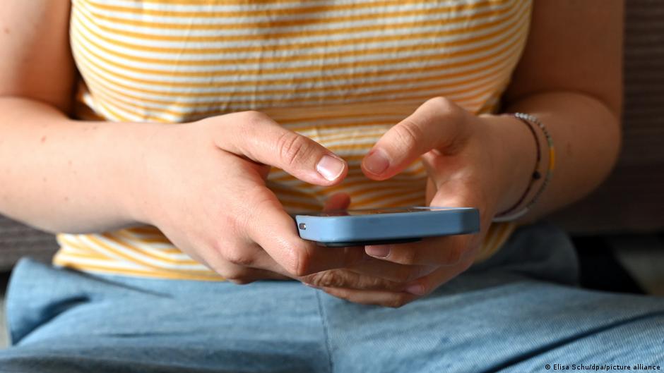 Суд в РФ впервые выписал штраф за поиск "экстремистского" контента 1 72952099 403.jpg Deutsche Welle экстремист