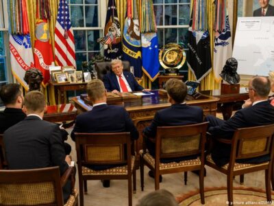 Разделить и ослабить: стратегия США против единства ЕС 4 73704238 403.jpg Deutsche Welle стратегия США