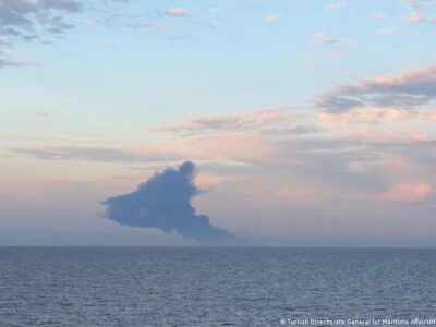 Танкер Kairos, атакованный дронами ВСУ, терпит бедствие возле Болгарии 2 74949918 403.jpg Deutsche Welle ВСУ