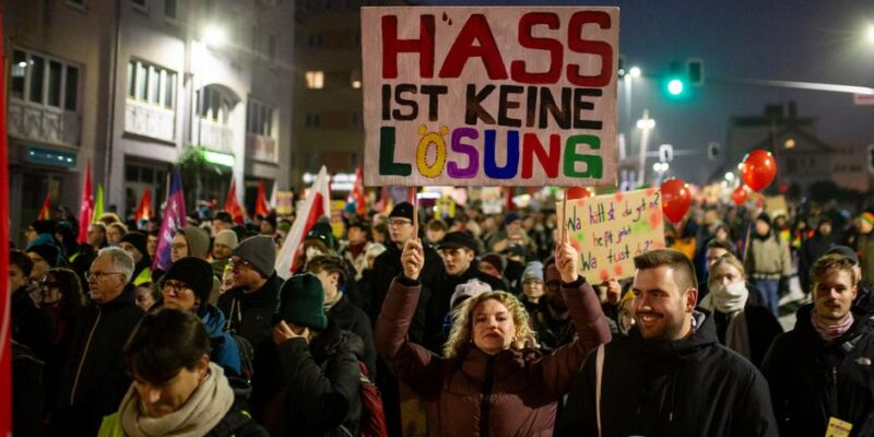 74954916 403.jpg Deutsche Welle АдГ