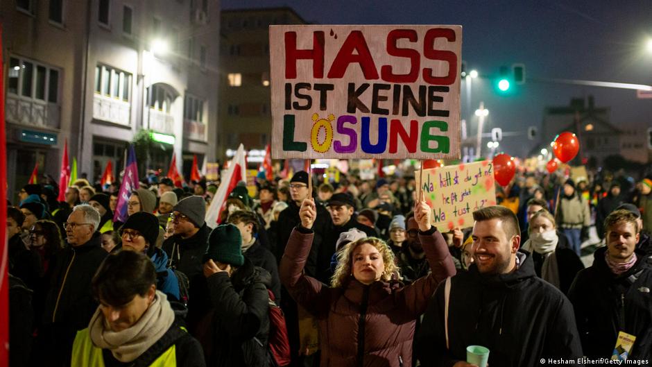 74954916 403.jpg Deutsche Welle АдГ