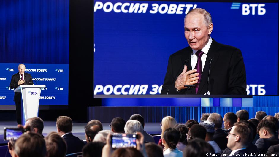 74989796 403.jpg Deutsche Welle путин