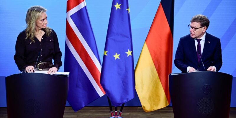 75030614 403.jpg Deutsche Welle США-ЕС