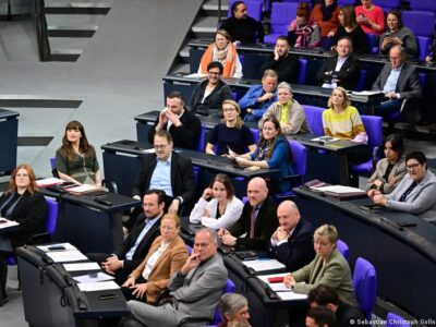 75033561 403.jpg Deutsche Welle правительство Мерца