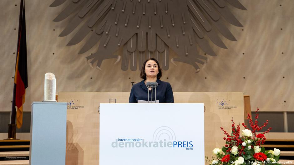 Тихановской в Бонне вручили премию за демократию и верховенство права 1 75051743 403.jpg Deutsche Welle Светлана Тихановская