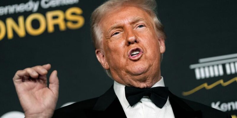 Трамп заявил, что "немного разочарован" Зеленским 1 75053857 403.jpg Deutsche Welle Трамп-Зеленский