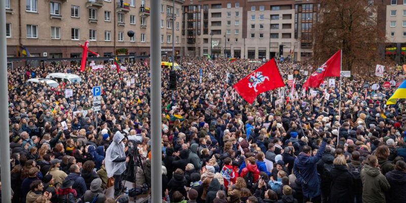 В Вильнюсе прошла многотысячная акция в защиту общественного вещателя LRT 1 75082856 403.jpg Deutsche Welle LRT