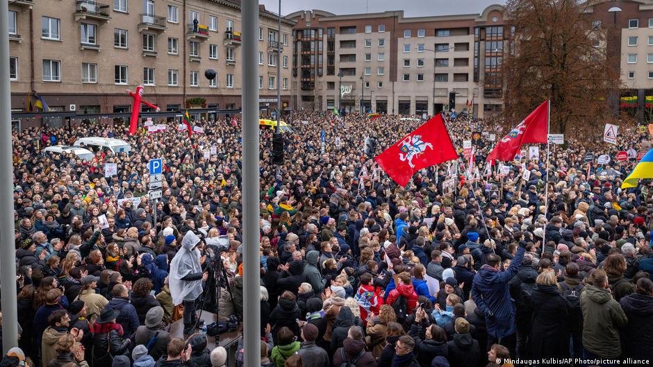 75082856 403.jpg Deutsche Welle LRT