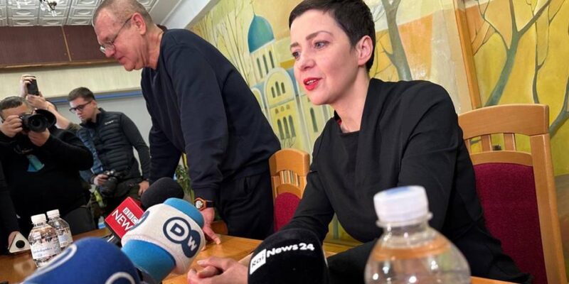 75152046 403.jpg Deutsche Welle Виктор Бабарико, Мария Колесникова