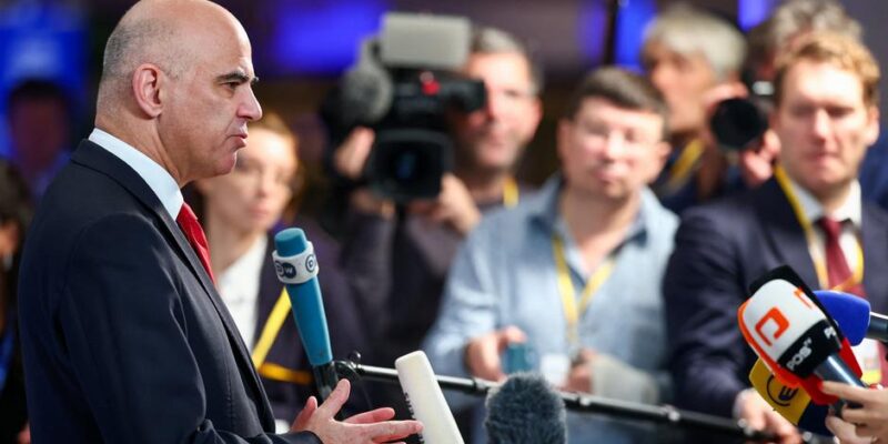 В Гааге создан международный орган по репарациям Украине 1 75176297 403.jpg Deutsche Welle Международная комиссия по рассмотрению претензий для Украины