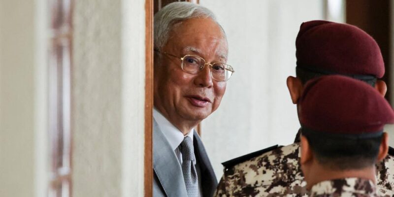 75307962 403.jpg Deutsche Welle малайзия