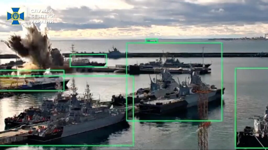 Украина заявила о поражении подлодки «Варшавянка» подводными дронами. Россия признала атаку, но заявила, что ущерба не было 1 84cb8240 d9d0 11f0 b67b 690eb873de1b.jpg Новости BBC Варшавянка