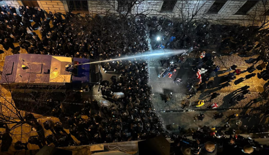 Formula TV: в приказе 2021 года исчезла запись о запрете одновременного применения водомета и слезоточивого газа 1 akcia dashla razgon новости Formula TV, Вахтанг Гомелаури, камит, разгон акции протеста в Тбилиси