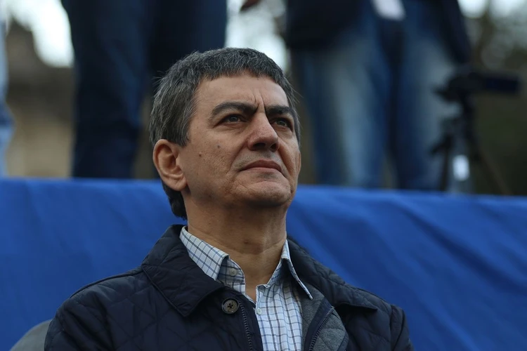 Более 20 членов азербайджанской оппозиционной партии «Народный фронт» задержаны во время судебного заседания по делу лидера партии 1 ali karimli новости OC Media, Али Керимли, оппозиция Азербайджана