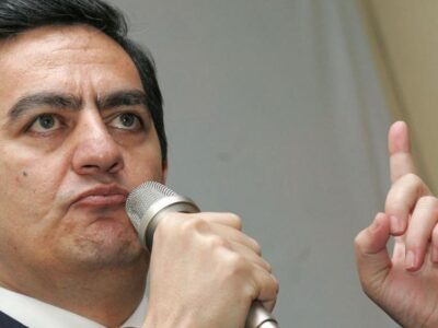 В Азербайджане арестовали Али Керимли — лидера одной из старейших оппозиционных партий 3 c7a68810 cece 11f0 b7a8 1982bbe5efdc.jpg Новости BBC Али Керимли