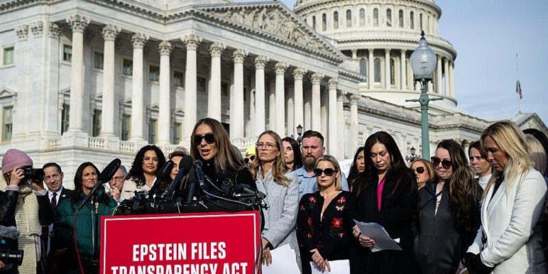 Администрация Трампа раскрыла материалы дела Эпштейна, но не все и с купюрами. Многие недовольны 1 d03bd390 de5a 11f0 b67b 690eb873de1b.jpg Новости BBC файлы Эпштейна