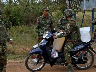 Таиланд и Камбоджа продолжили столкновения на границе после заявления Трампа о прекращении огня 1 e4293590 d78a 11f0 b0ee a9375724f730.jpg Новости BBC Таиланд-Камбоджа