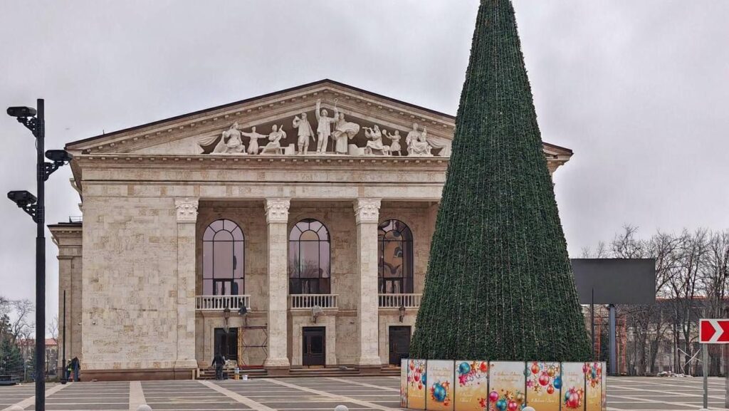 ef7b8530 df76 11f0 9ae0 035f4c136d6c.jpg Новости BBC Мариуполь