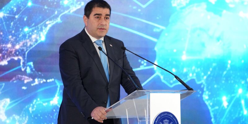 Спикер: что мешает заинтересованной международной организации прибыть в Грузию и выяснить, использовался ли "камит"? 1 papuashvili krupno новости BBC, Грузинская мечта, камит, расследование BBC, Спикер парламента, Шалва Папуашвили