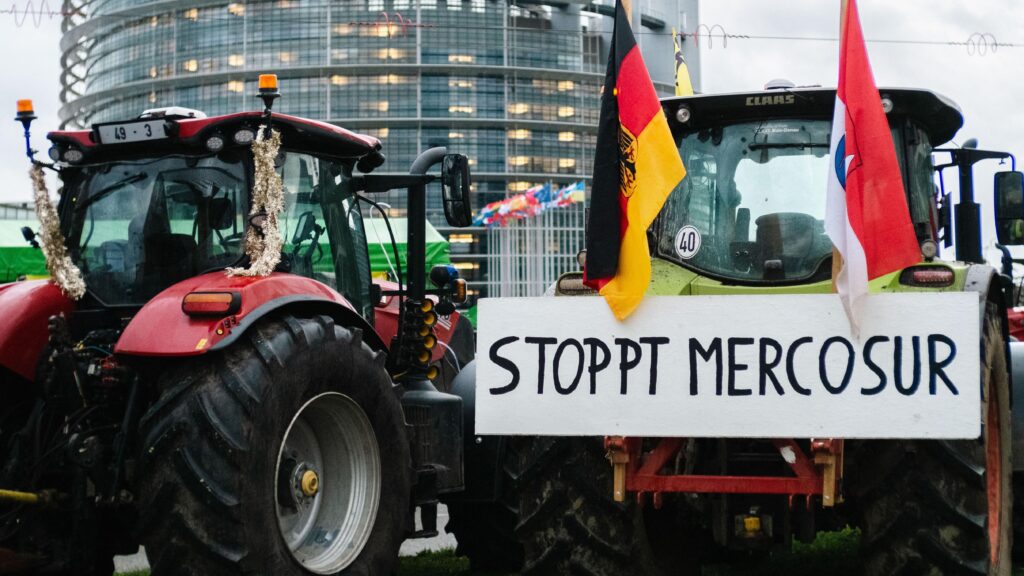 0731dd30 eccb 11f0 baa8 753b7d8445ff.jpg Новости BBC протесты