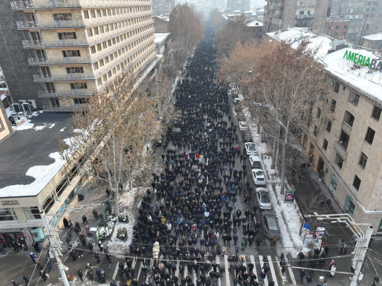 Пашинян клянется «не оставлять Христа в одиночестве» перед лицом «сектантства» Гарекина II 2 1 новости OC Media, Гарегин II, Никол Пашинян