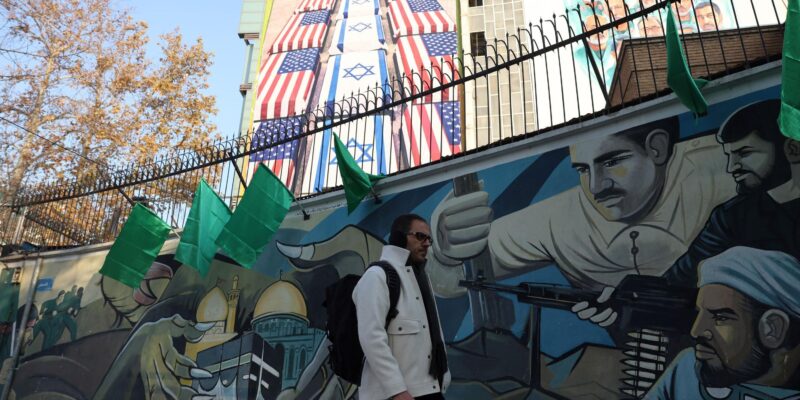 Ракетный удар, кибероперации и психологическая борьба. Какие варианты действий в Иране рассматривает Трамп 1 283f49f0 f058 11f0 963f 9521d78d3d01 1.jpg 1 Новости BBC протесты в Иране