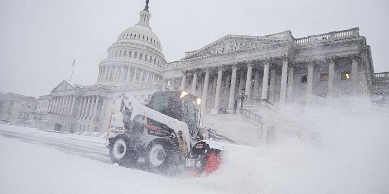 2e287630 fa1b 11f0 ab09 652d18c20c36 5.jpg 5 Новости BBC зимний шторм в США