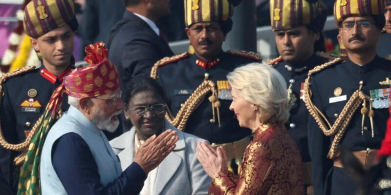 Почетными гостями на параде в День Республики Индии стало руководство ЕС. Это не случайно 1 35d07d50 fac6 11f0 b385 5f48925de19a.jpg Новости BBC индия