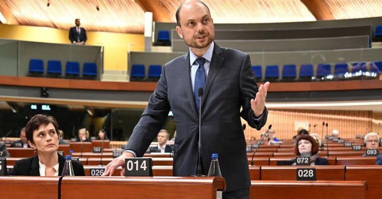 При ПАСЕ создана платформа для российской оппозиции. Кто туда вошел и чем они будут заниматься? 1 433c7480 fab7 11f0 853f a9fc22104916 1.jpg 1 Новости BBC платформа российской оппозиции в ПАСЕ, российская оппозиция