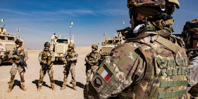 Стармер назвал слова Трампа о НАТО в Афганистане оскорбительными 1 55613953 403.jpg Deutsche Welle Кир Стармер, Стармер-Трамп